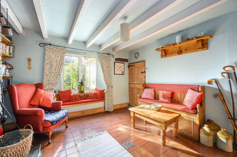 Living Room- click for photo gallery